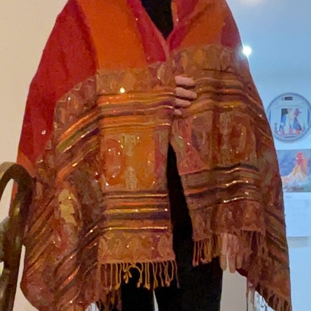 🦋 Nina Ricci Red and Gold Cape/Shawl